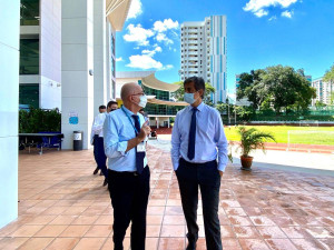 French Ambassador Visits the French School