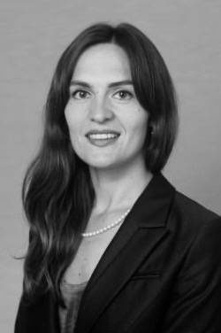 ANNA MAAD