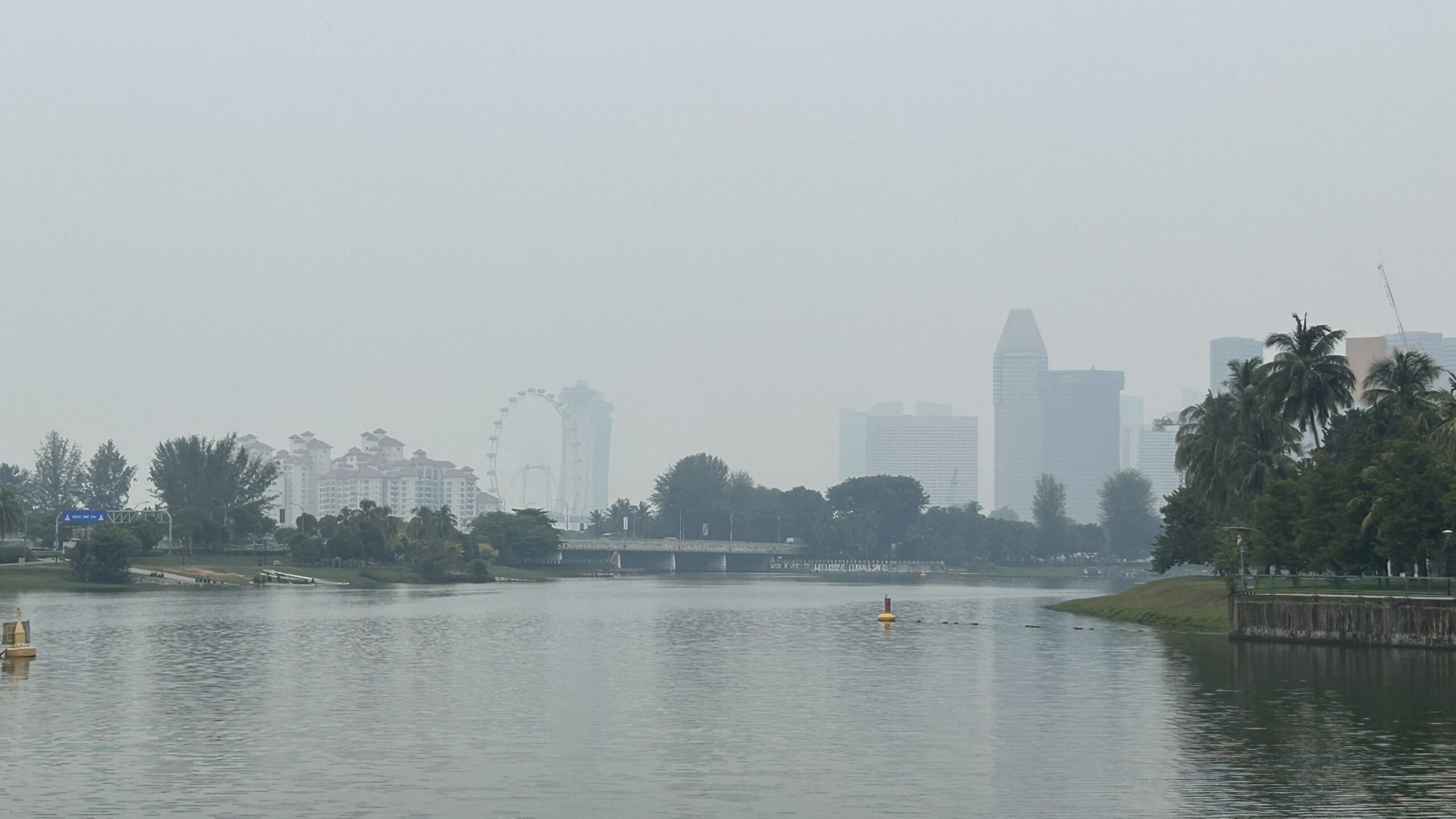 Singapore Downtown Haze